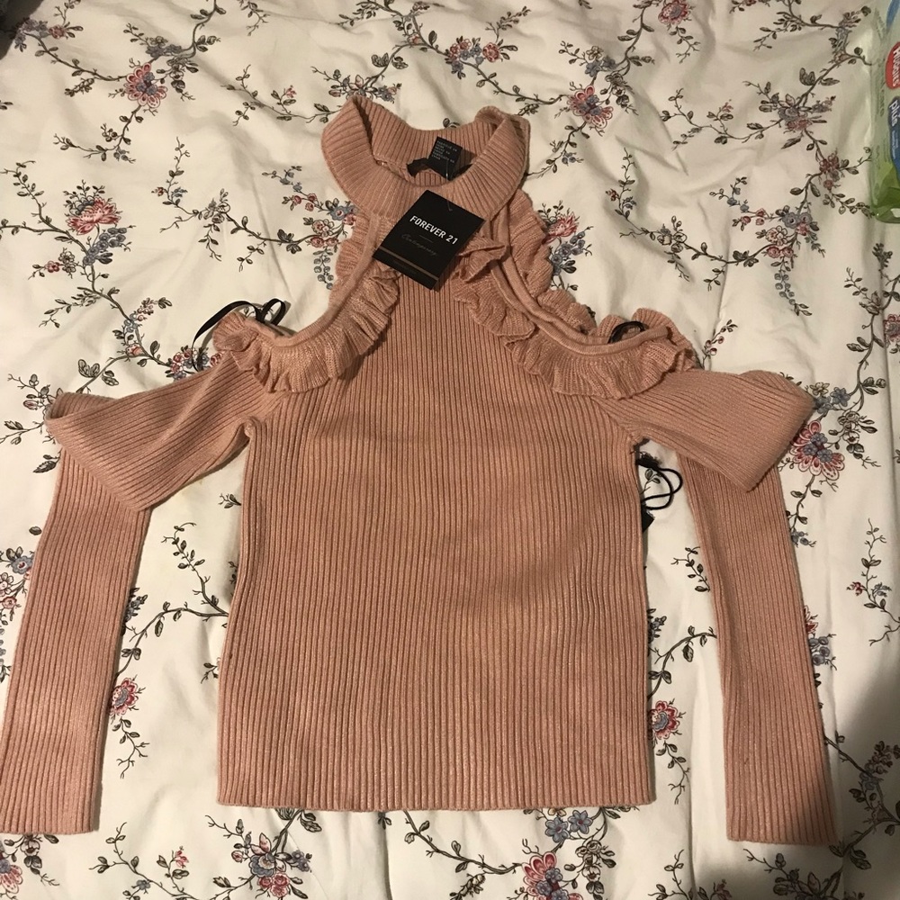 Forever21 Could Shoulder Crop